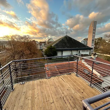 Avec Terrasse *